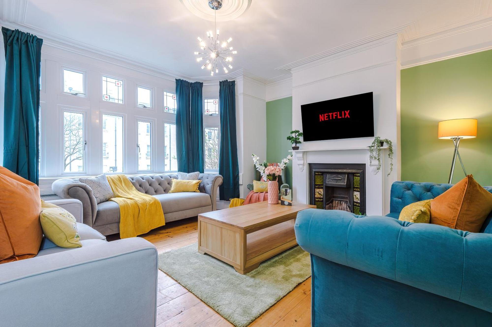 Incredible - Five Bedroom - 7 Actual Beds - 6 Bathroom House By Purestay - Central Bath With Parking Zewnętrze zdjęcie