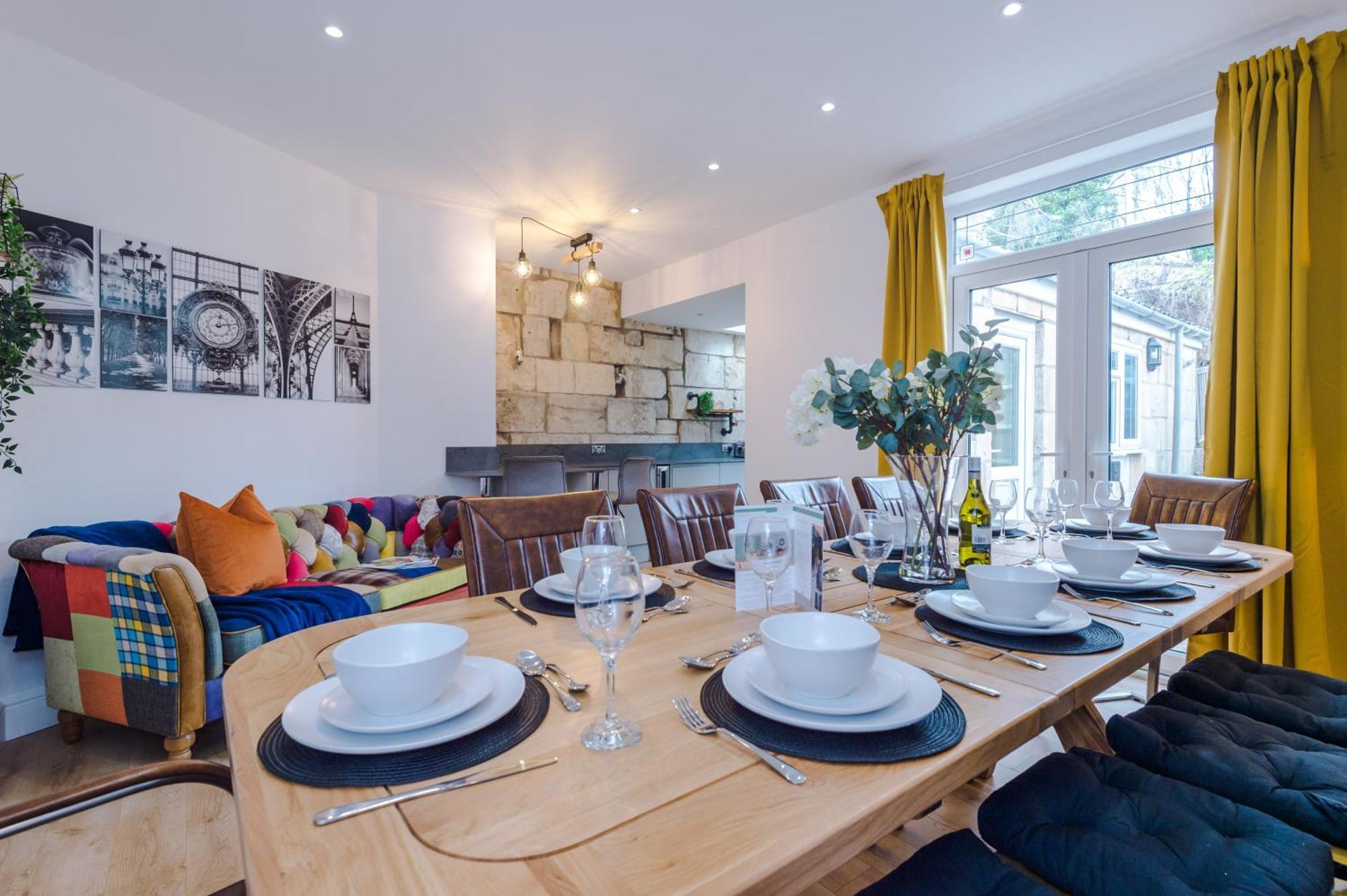 Incredible - Five Bedroom - 7 Actual Beds - 6 Bathroom House By Purestay - Central Bath With Parking Zewnętrze zdjęcie