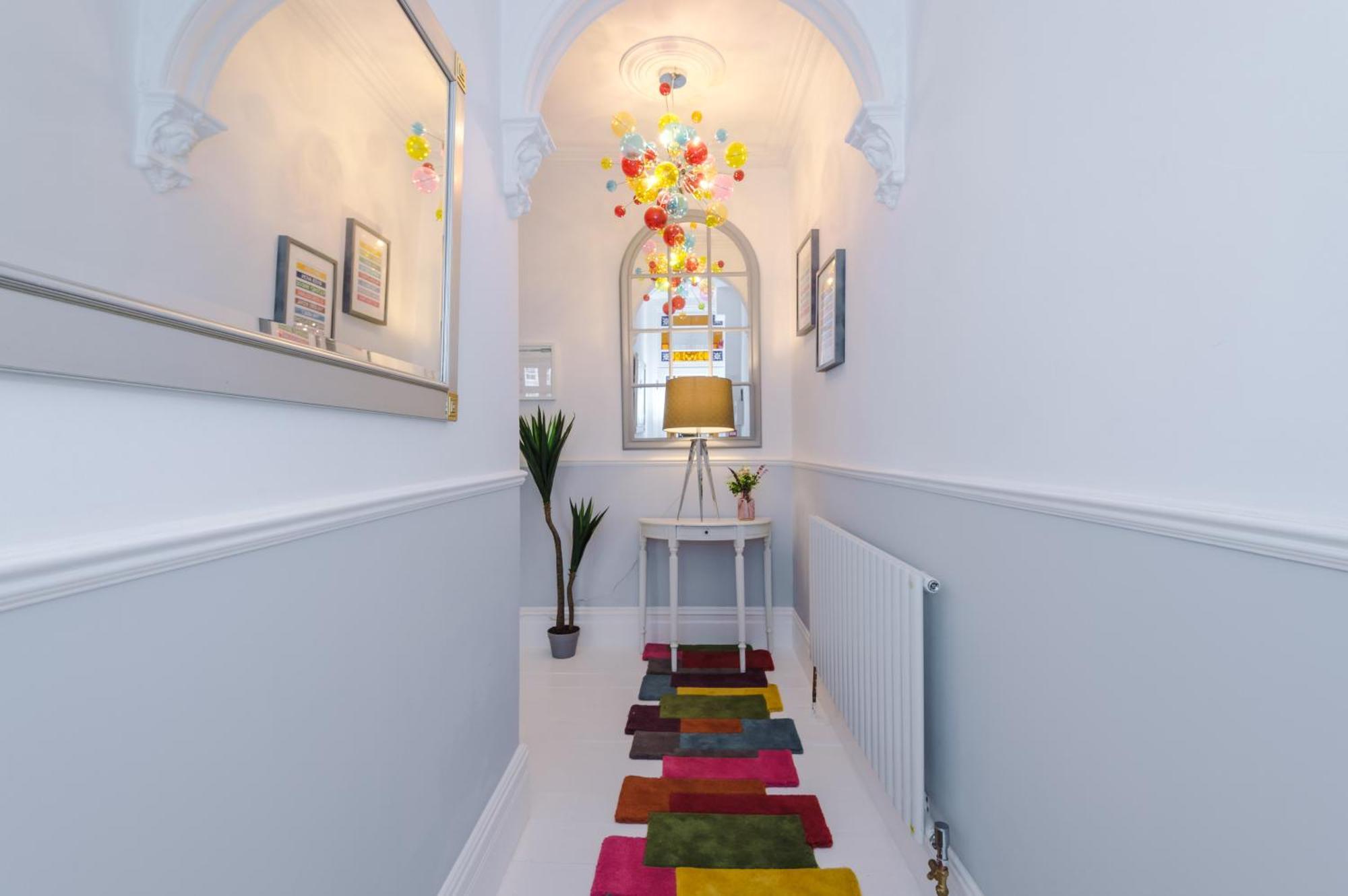Incredible - Five Bedroom - 7 Actual Beds - 6 Bathroom House By Purestay - Central Bath With Parking Zewnętrze zdjęcie