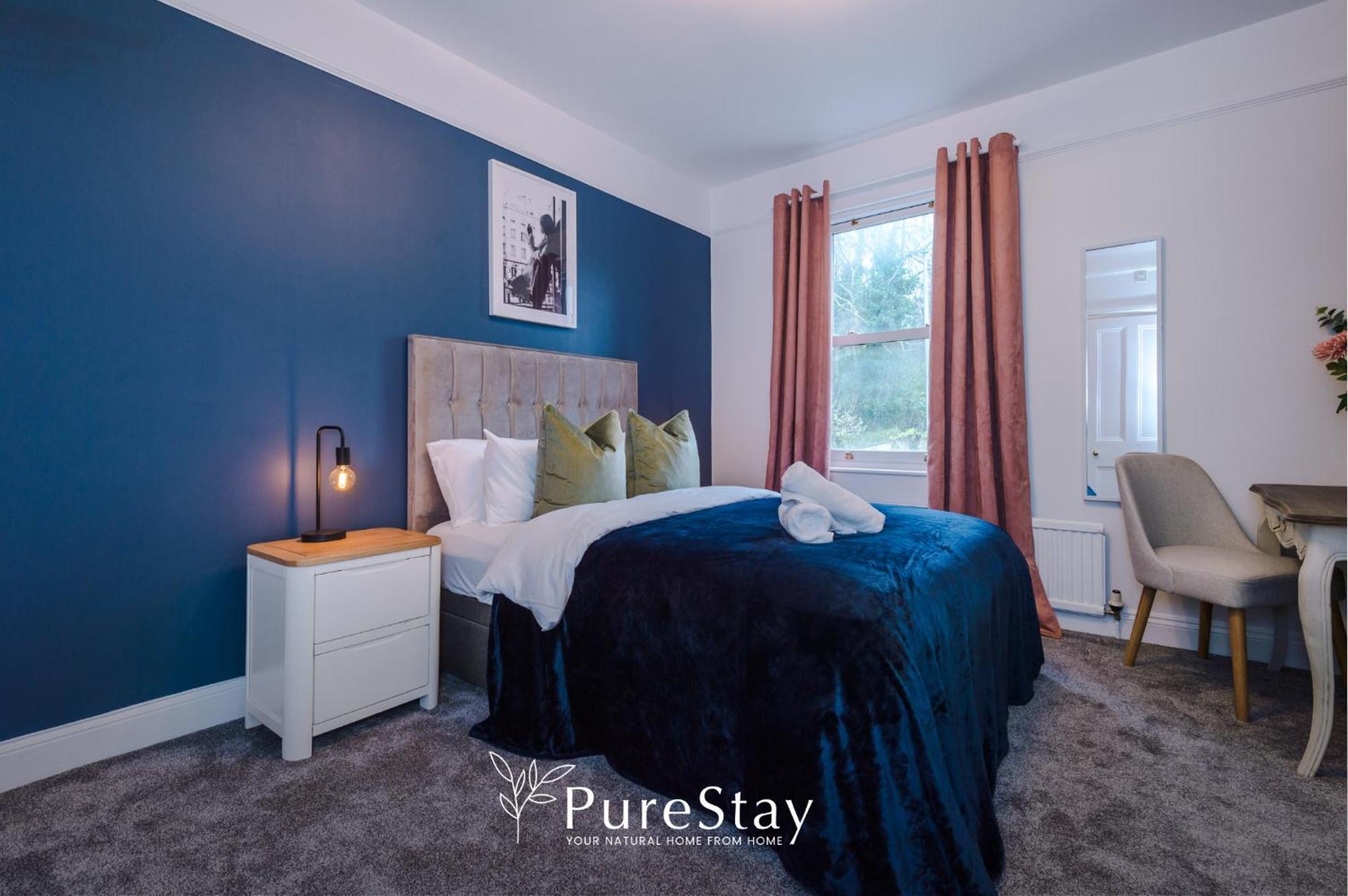 Incredible - Five Bedroom - 7 Actual Beds - 6 Bathroom House By Purestay - Central Bath With Parking Zewnętrze zdjęcie